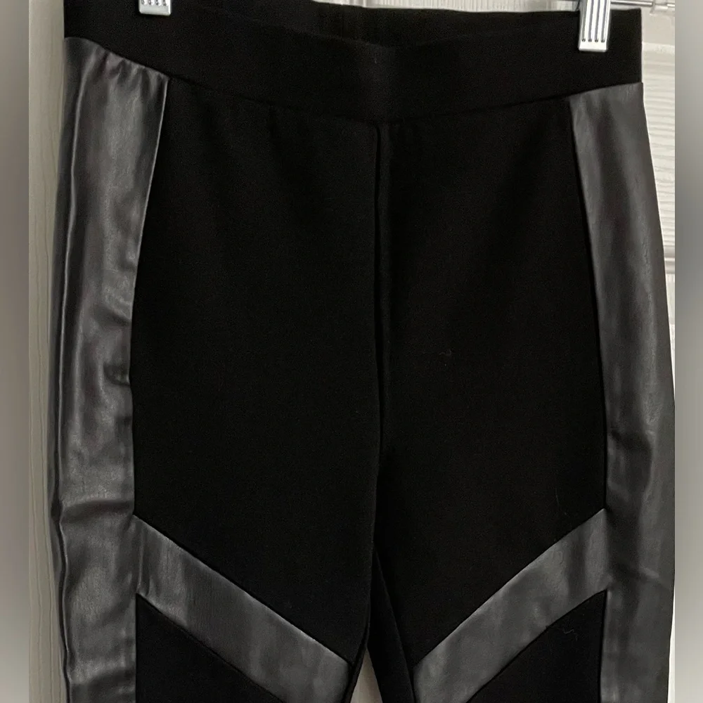 Bebe Bikercore Jet Black Leggings With Faux Leather Paneling - Picture 7 of 9